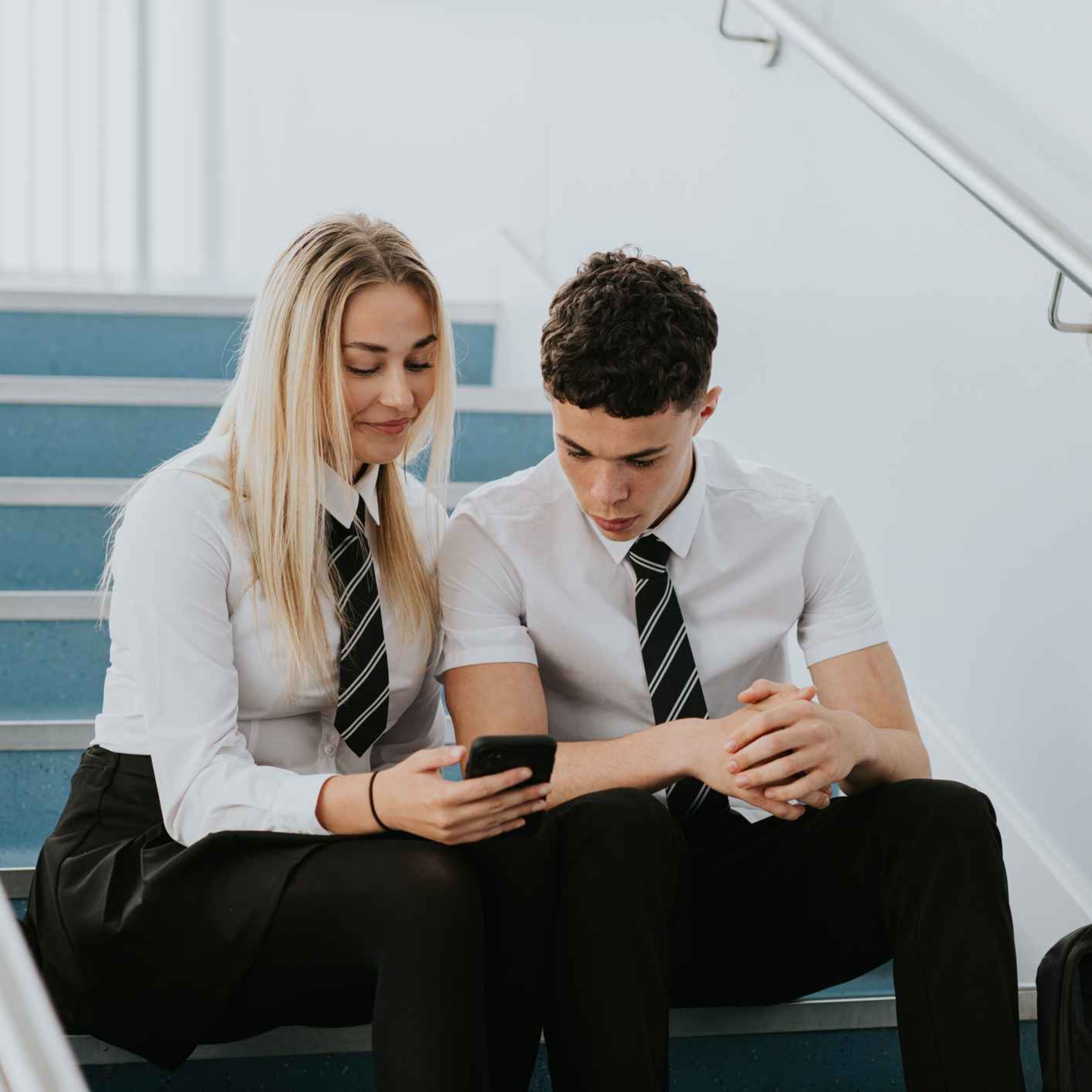 School Bullying - one man shares his experience and answers your questions episode artwork