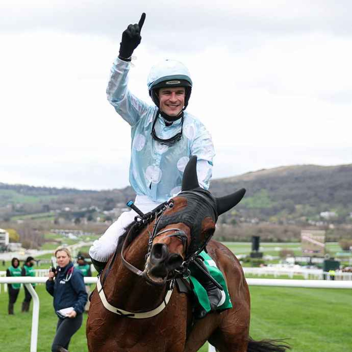 Cheltenham Day 2 episode artwork