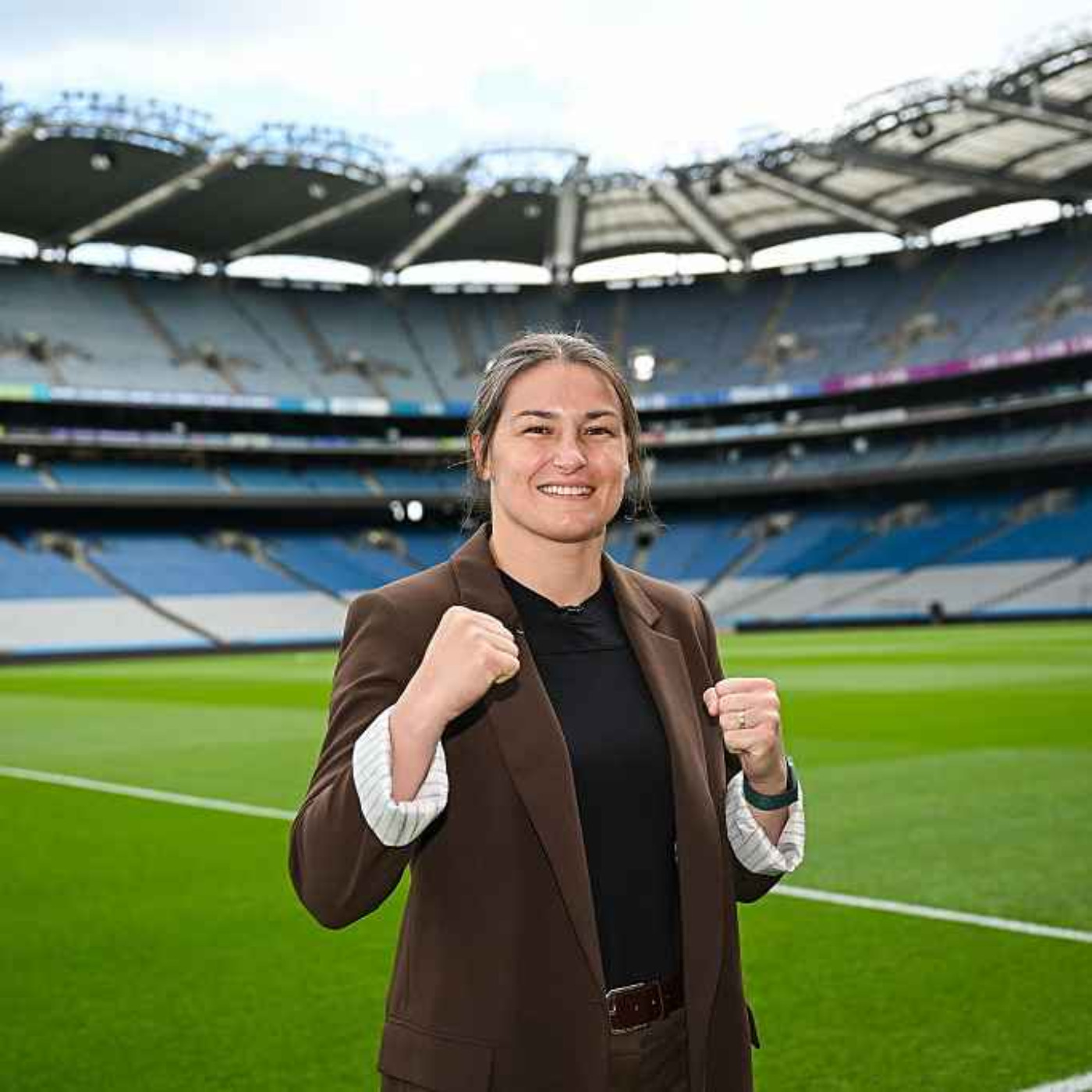 Boxing legend Katie Taylor drops by for a chat episode artwork