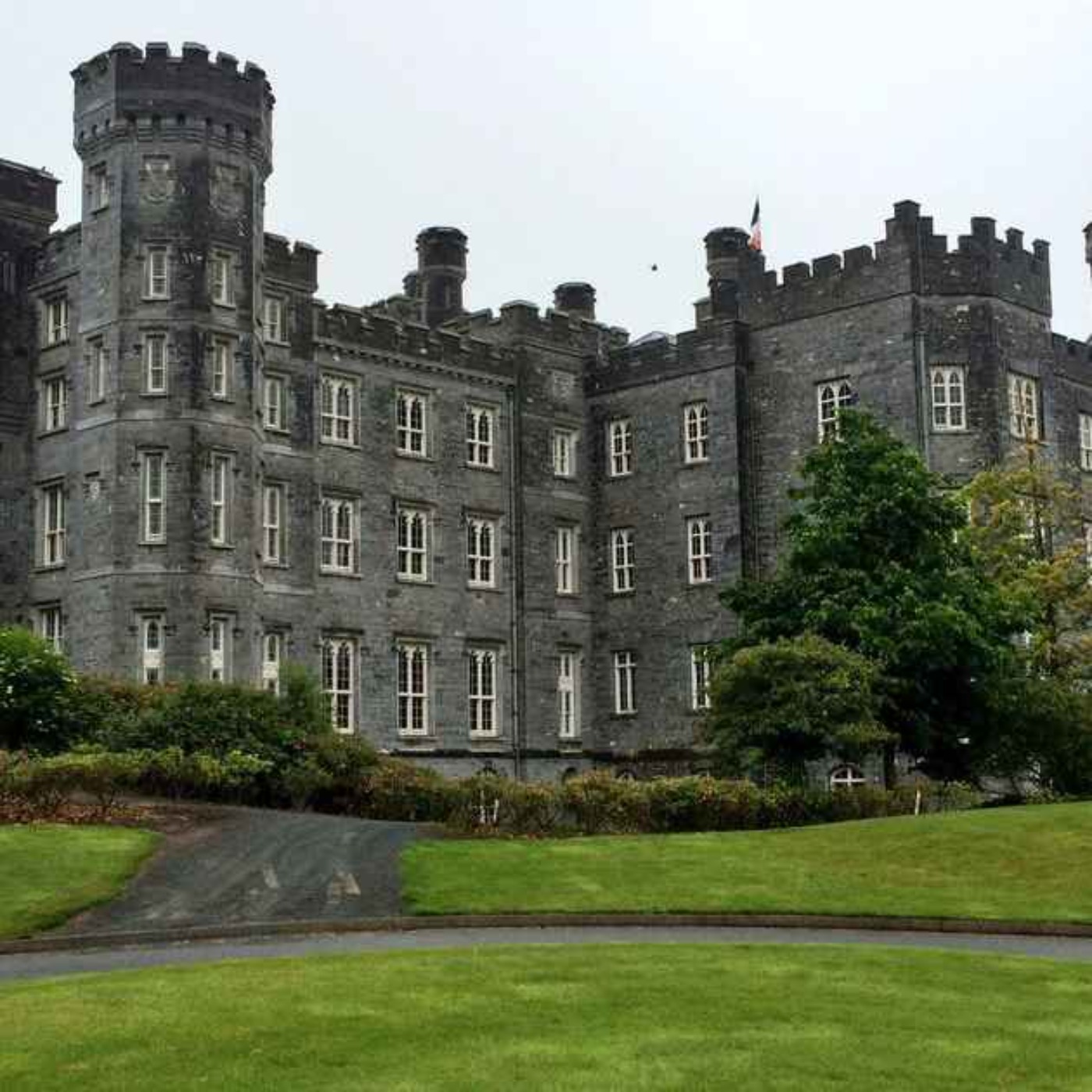 Restoration of Killeen Castle episode artwork