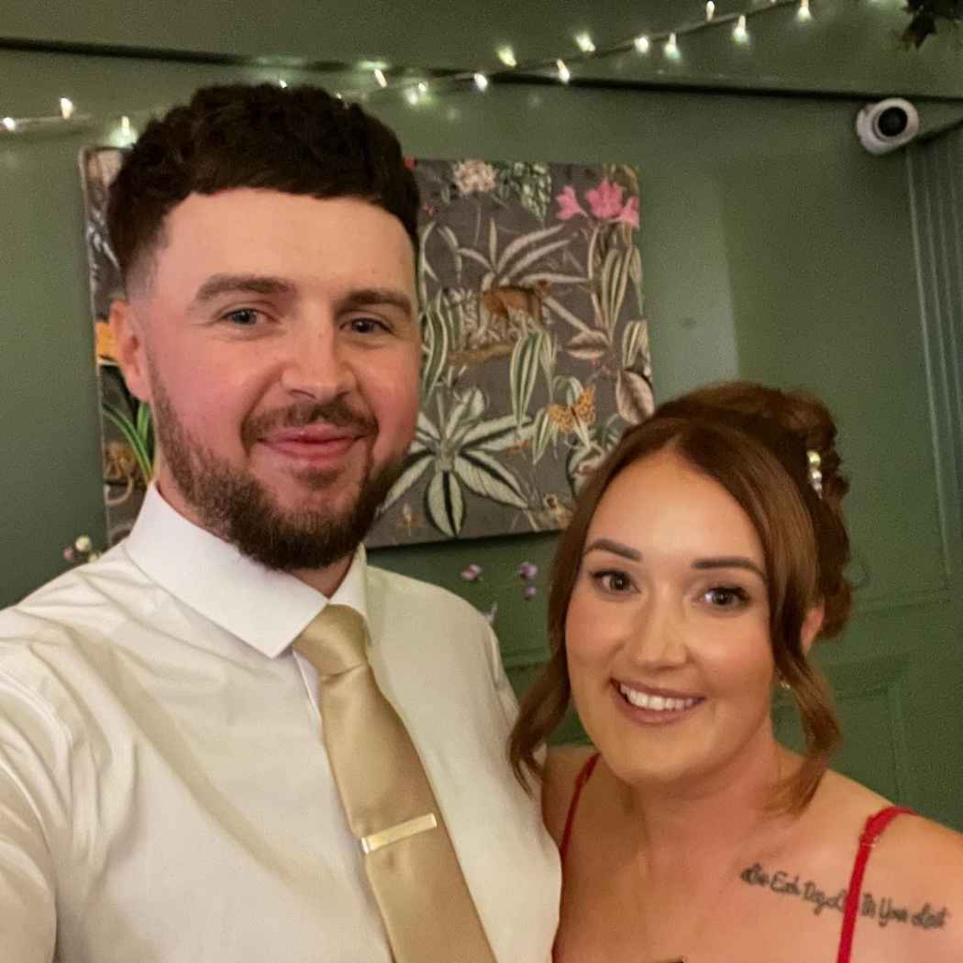 Sarah & Conor's Big Day Goes Ahead episode artwork