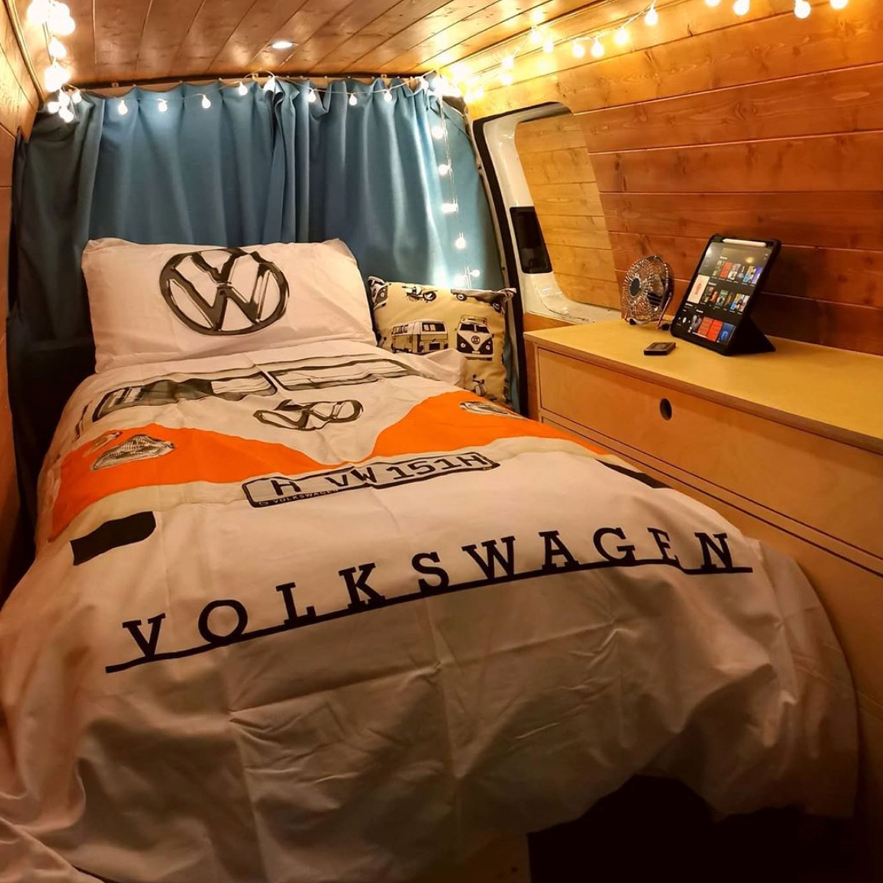 Irish Guy Converts VW Caddy Into Bedroom On Wheels episode artwork