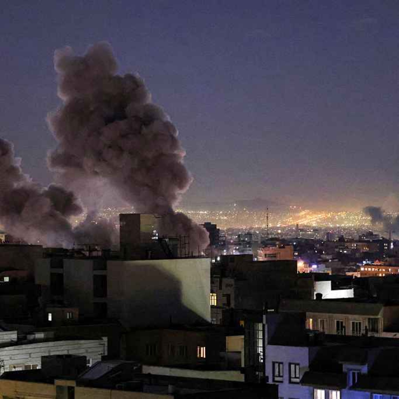 5499: LISTEN¦ Should the UK get involved in the conflict in Iran? What's it like being stationed in the Gulf states during a war? Peter spoke to security analyst Philip Ingram and ex-RAF reservist Michael Cairns, who was stationed in Qatar