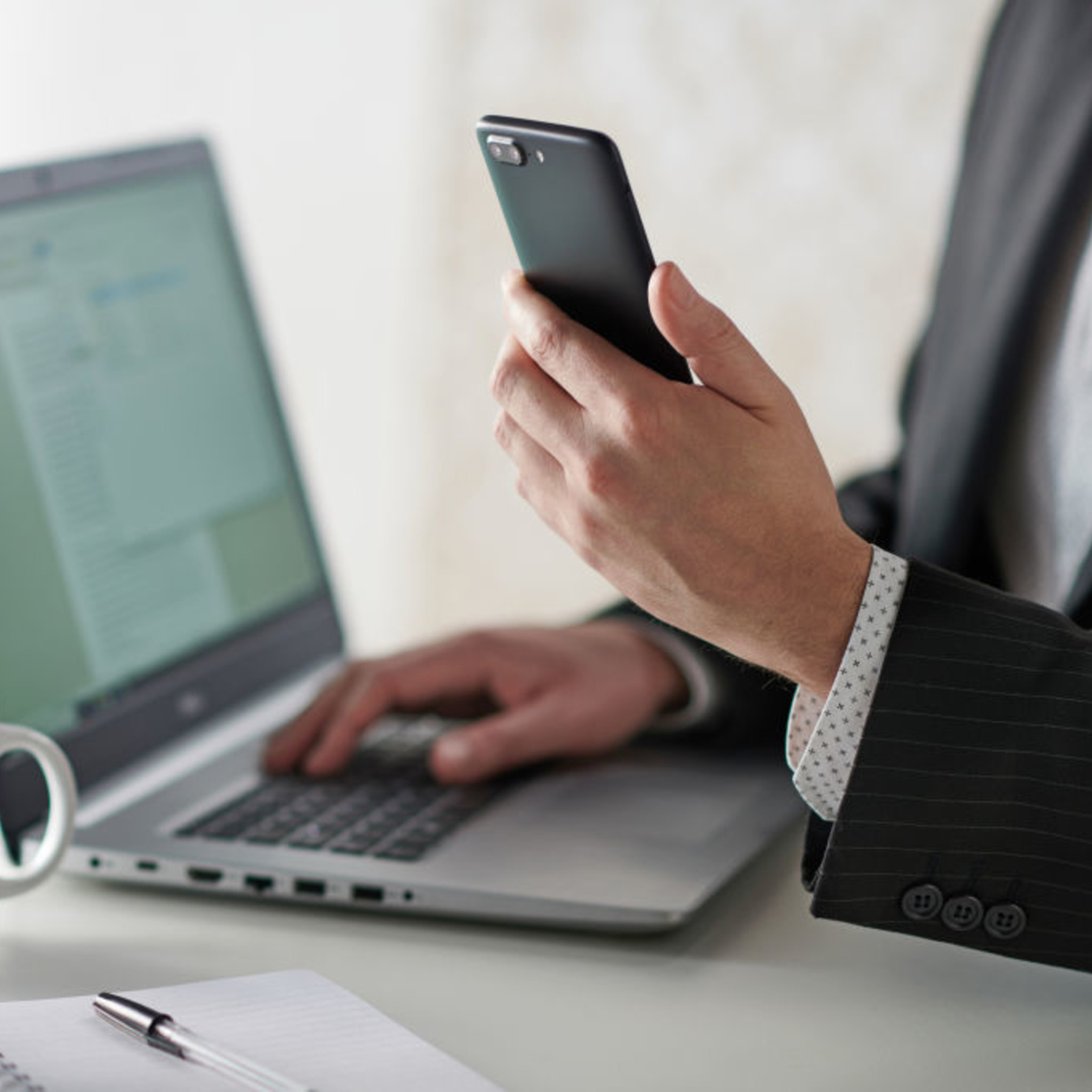 Listen! With Frank Mitchell