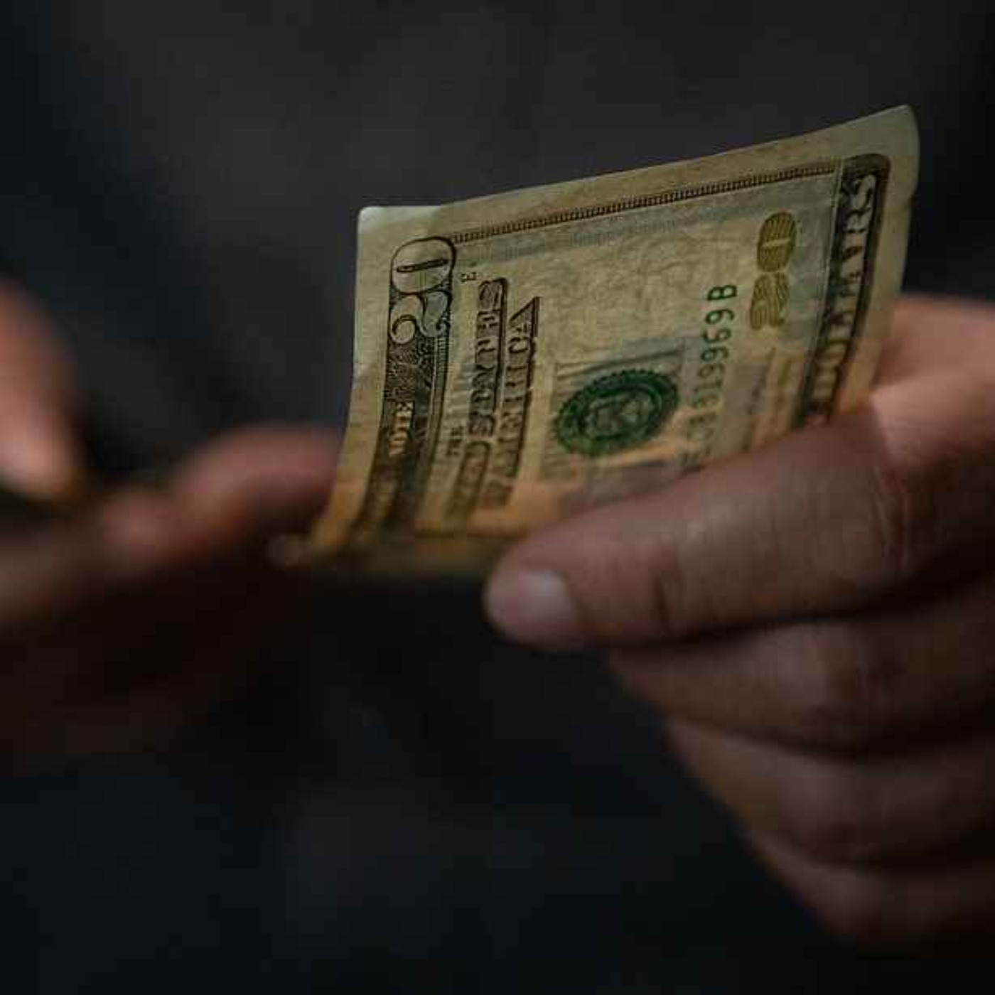 Americans sour on the economy