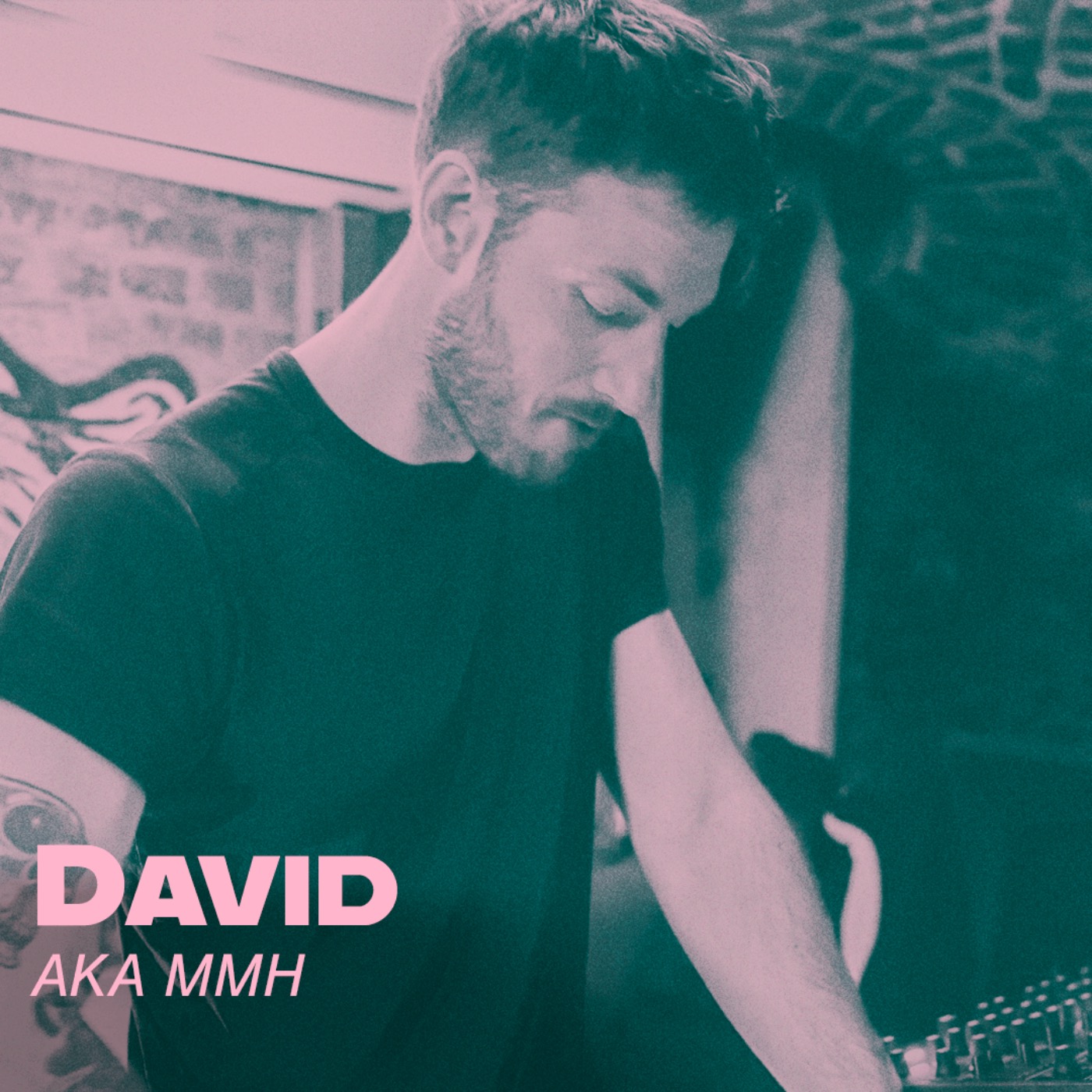 Tourne Disque sur Table Ronde