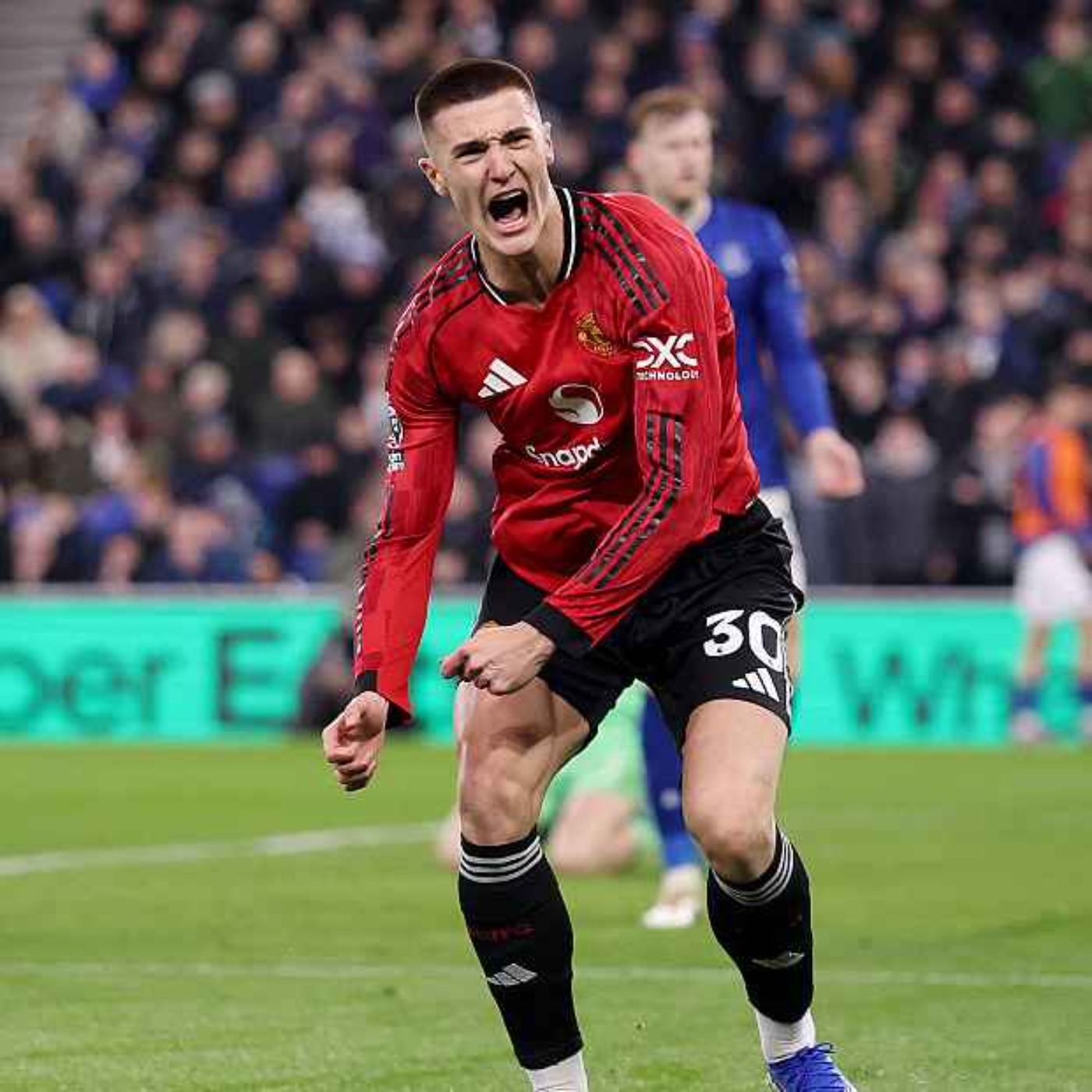 Manchester United's UCL hunt well and truly ON after Everton win! 