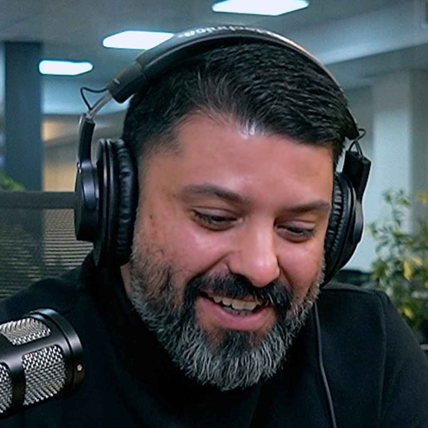 پادکست Tabaghe 16 طبقه - EP 130 - امین سلامی پرگو | Founder of oFood «گلرنگ»