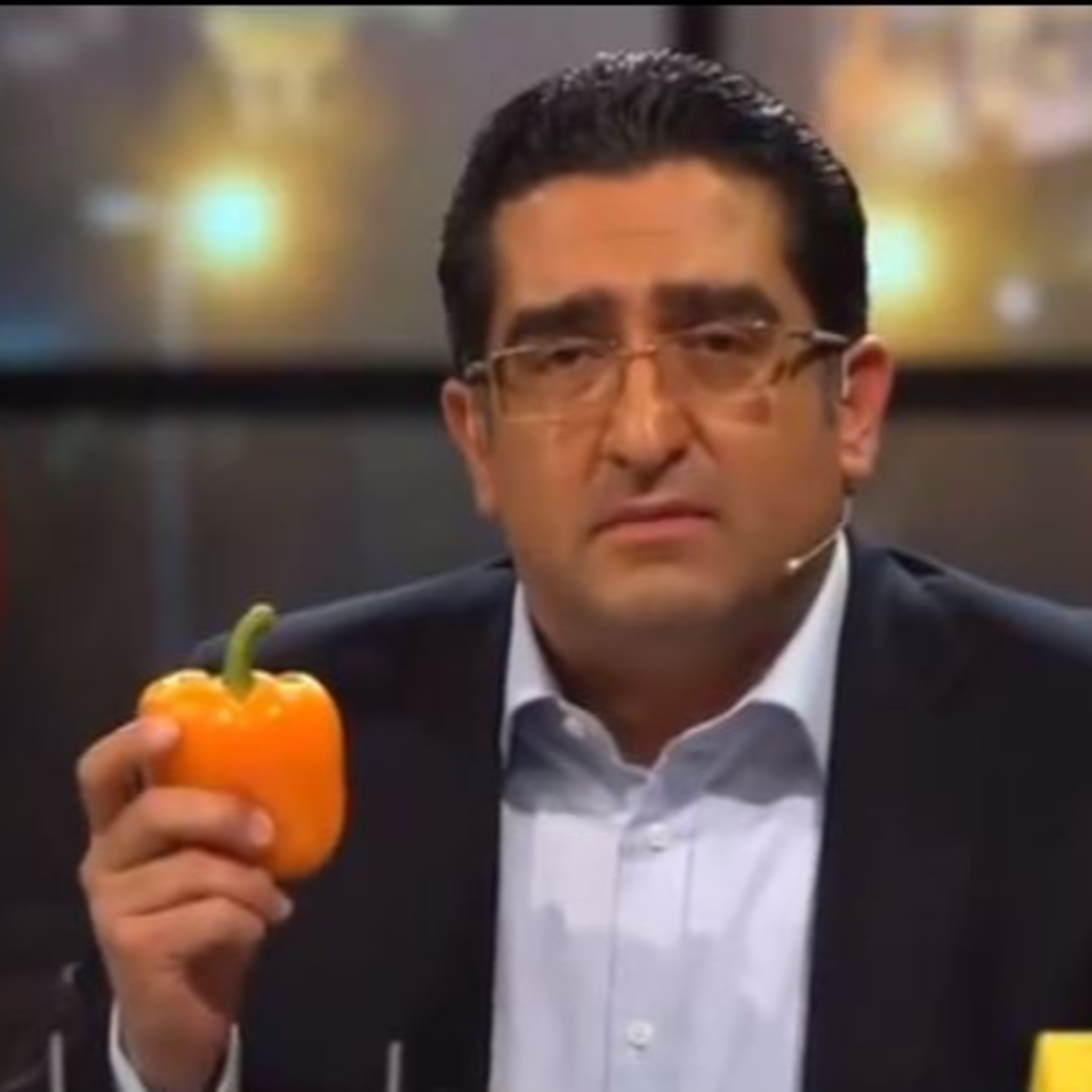 کاور اپیزود صد و پنجاه و دوم: برنامه میدون (بخش اول) - سلامت جامعه در گرو زمینه سازی برای اصلاح الگوی مصرف آفت کش ها و سموم کشاورزی می باشد