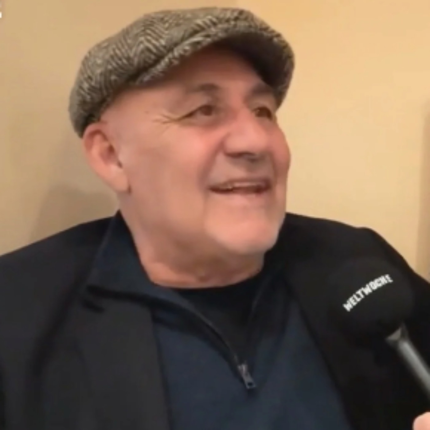 Medien auf Kriegskurs. Jans auf Talfahrt. Berset auf dem Weg zur Selbstverwirklichung. EU-Dossier: Bundesrat ohne Volk. Friedenstaube Trump?