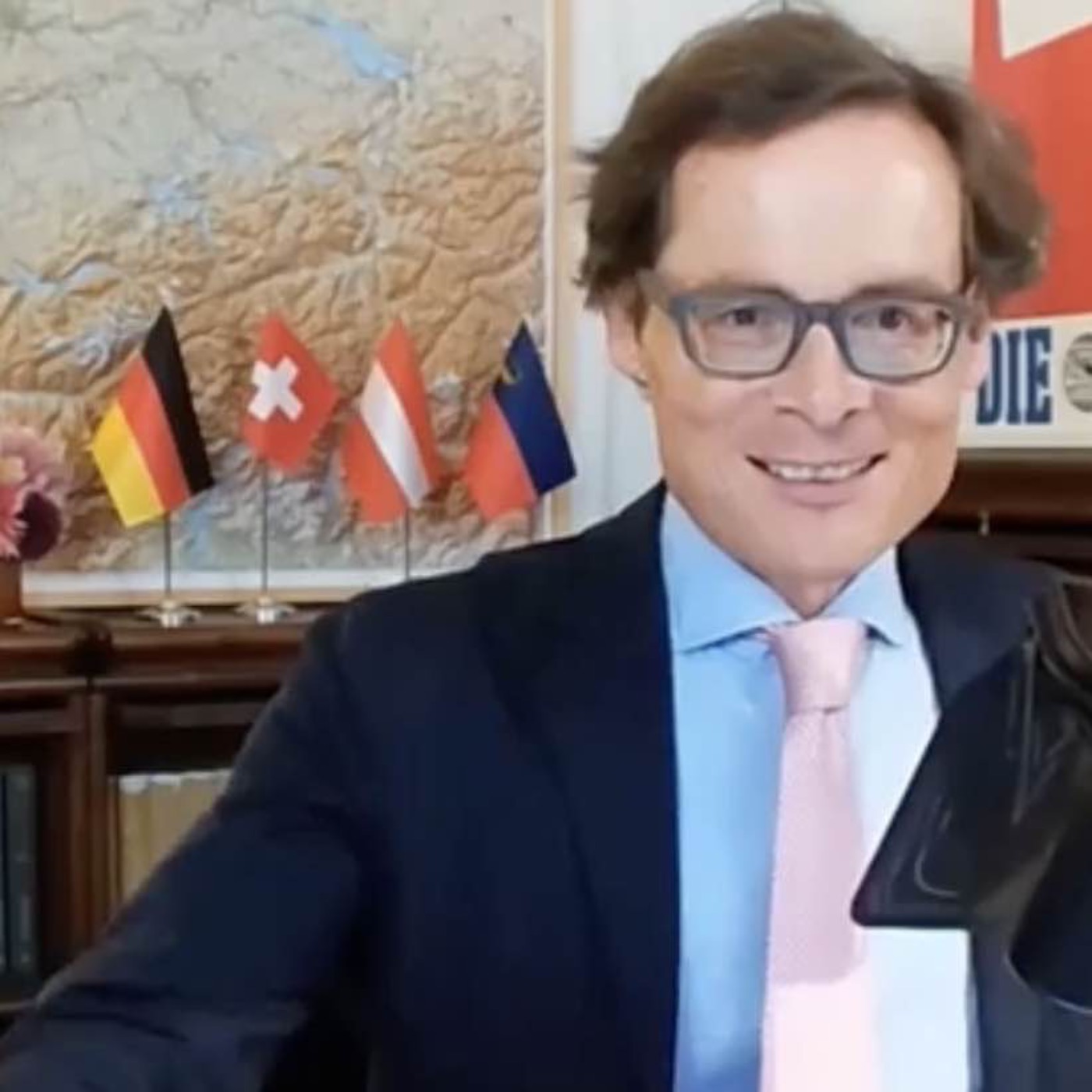 Drohnenangriffe: Selenskyj spielt mit dem Atomkrieg – Weltwoche Daily DE, 3.6.25