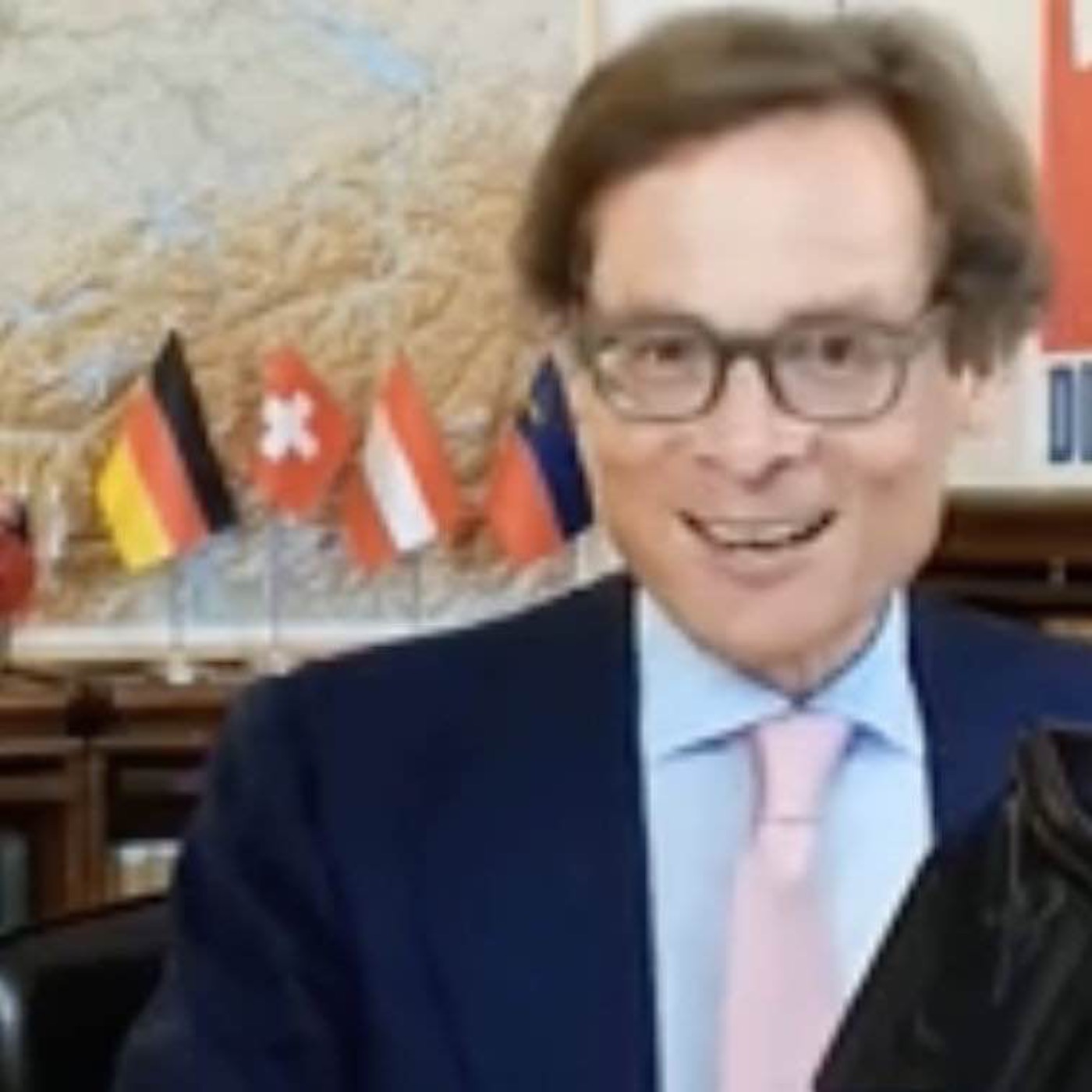 Verrohung, Verblödung? NZZ rechtfertigt Ermordung russischer Schriftsteller und Journalisten – Weltwoche Daily DE, 6.6.2025