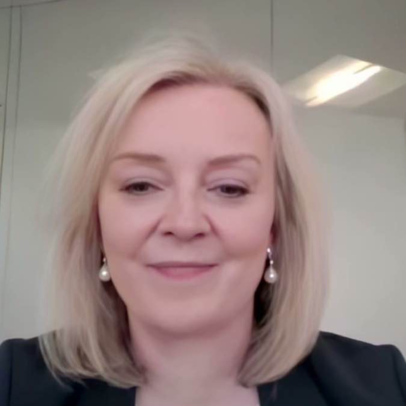 «Die Schweiz sollte gegenüber der EU hart bleiben»: Britische Ex-Premierministerin Liz Truss über Donald Trump, den Ukraine-Krieg und China