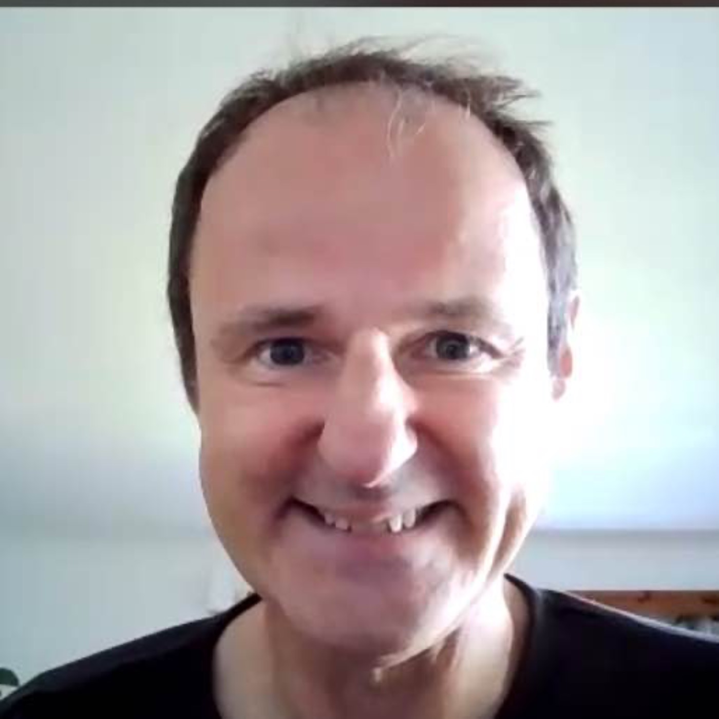 «Merz ist zahnlos»: Vince Ebert über Deutschland, die Brandmauer und Humor in schwierigen Zeiten