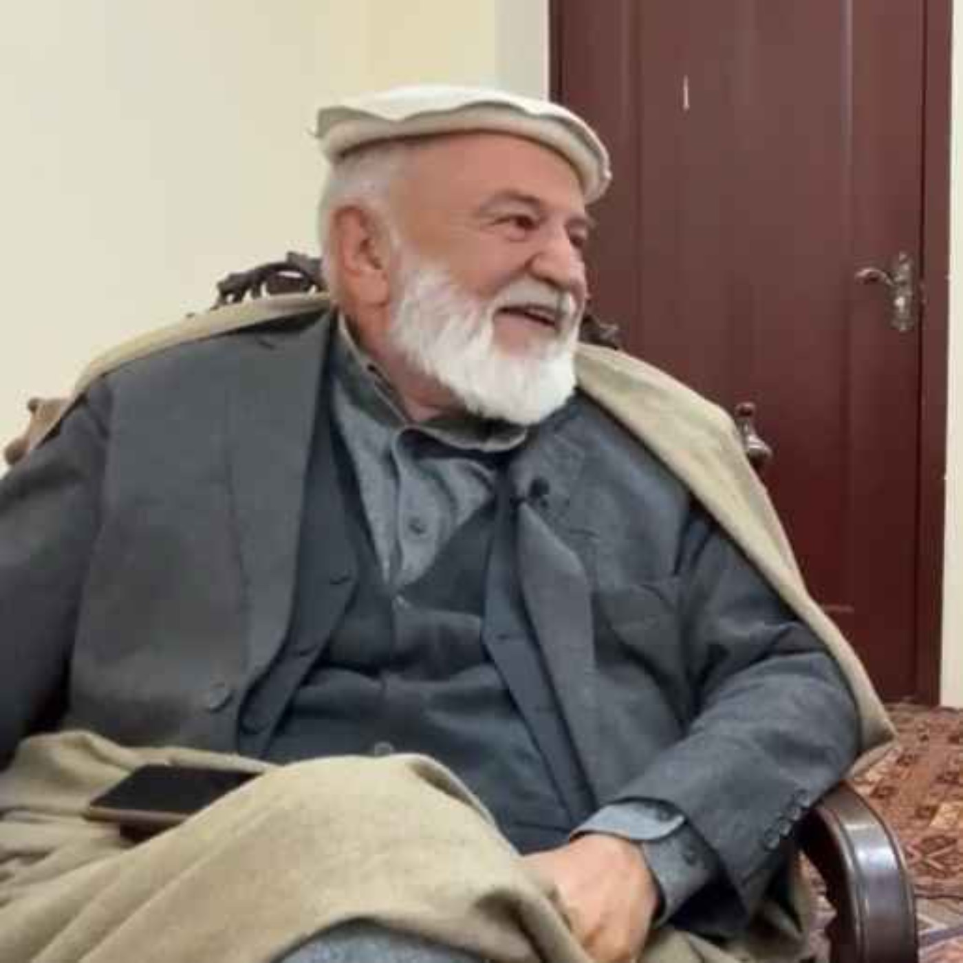 «Positive Entwicklung, aber Afghanistan braucht Zeit»: Der in Kabul lebende Schweizer Sedick Hamed über sein Herkunftsland unter den Taliban und die Geschichte der letzten 50 Jahre «Positive Entwicklung, aber Afghanistan braucht Zeit»: Der in Kabul lebende Schweizer Sedick Hamed über sein Herkunftsland unter den Taliban und die Geschichte der letzten 50 Jahre