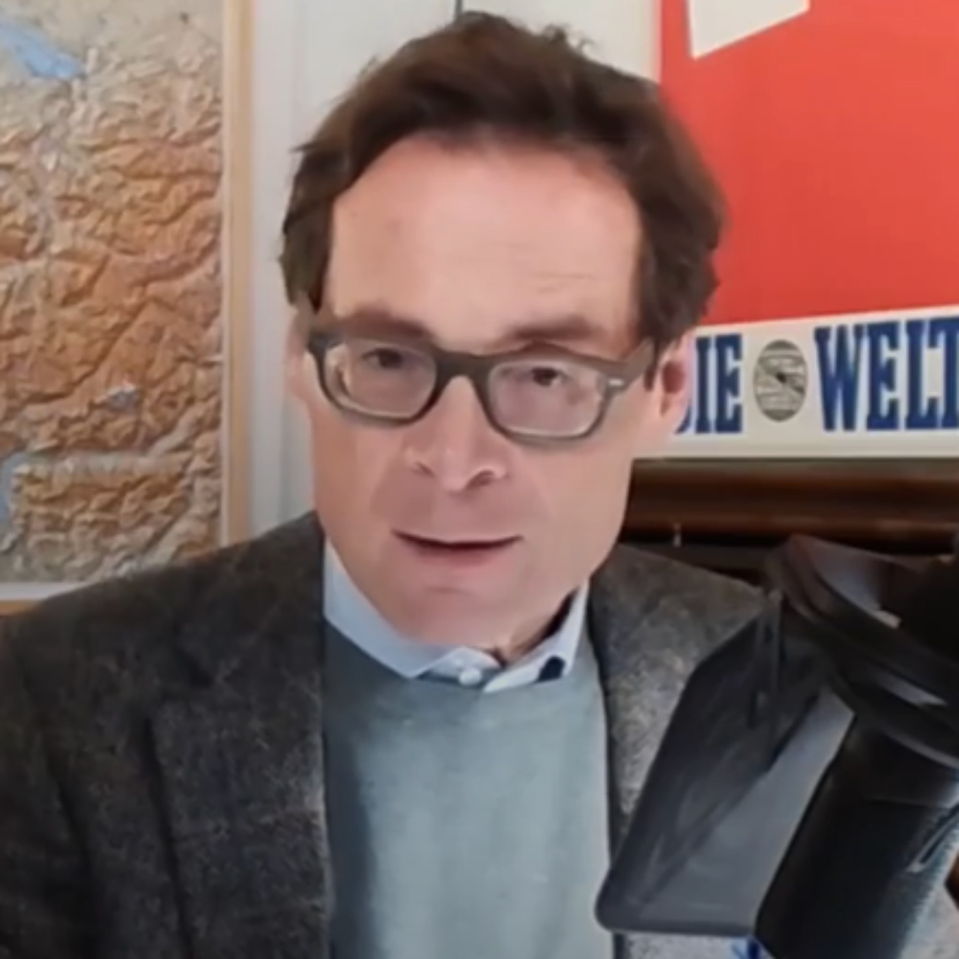 Selenskyj: Steht der Helikopter mit den Geldkoffern schon bereit? – Weltwoche Daily CH