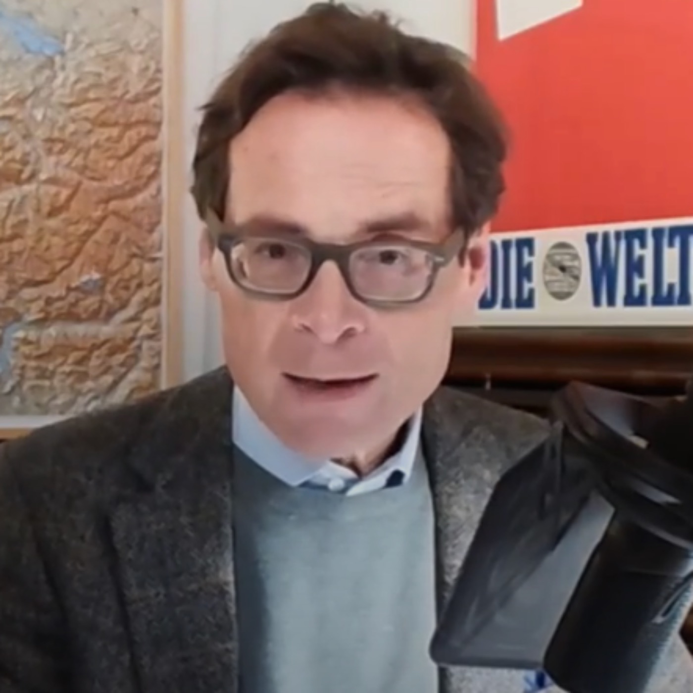 Selenskyj: Steht der Hubschrauber mit den Geldkoffern schon bereit? – Weltwoche Daily DE