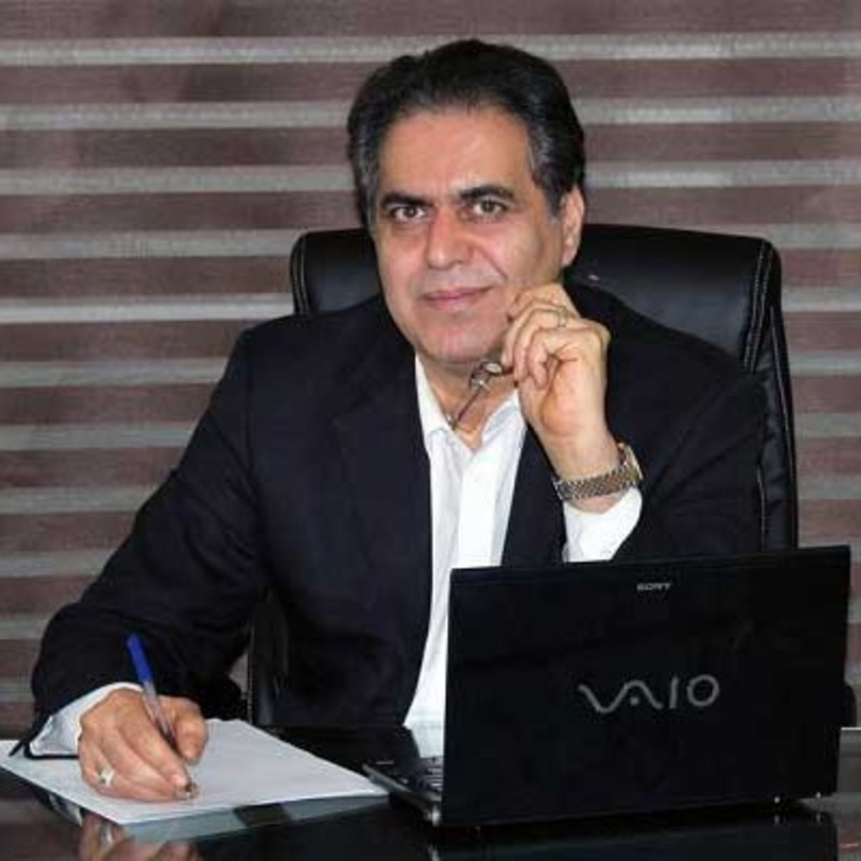 احمد حلت - سمینار زندگی آرام episode artwork