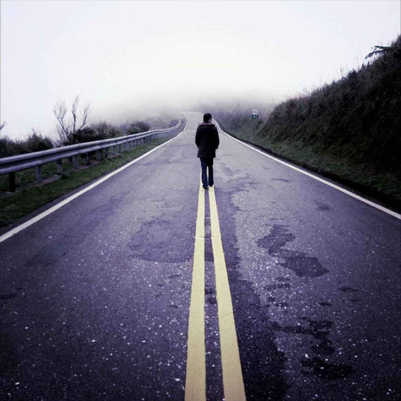 50 SCARY TRUCKER HORROR STORIES