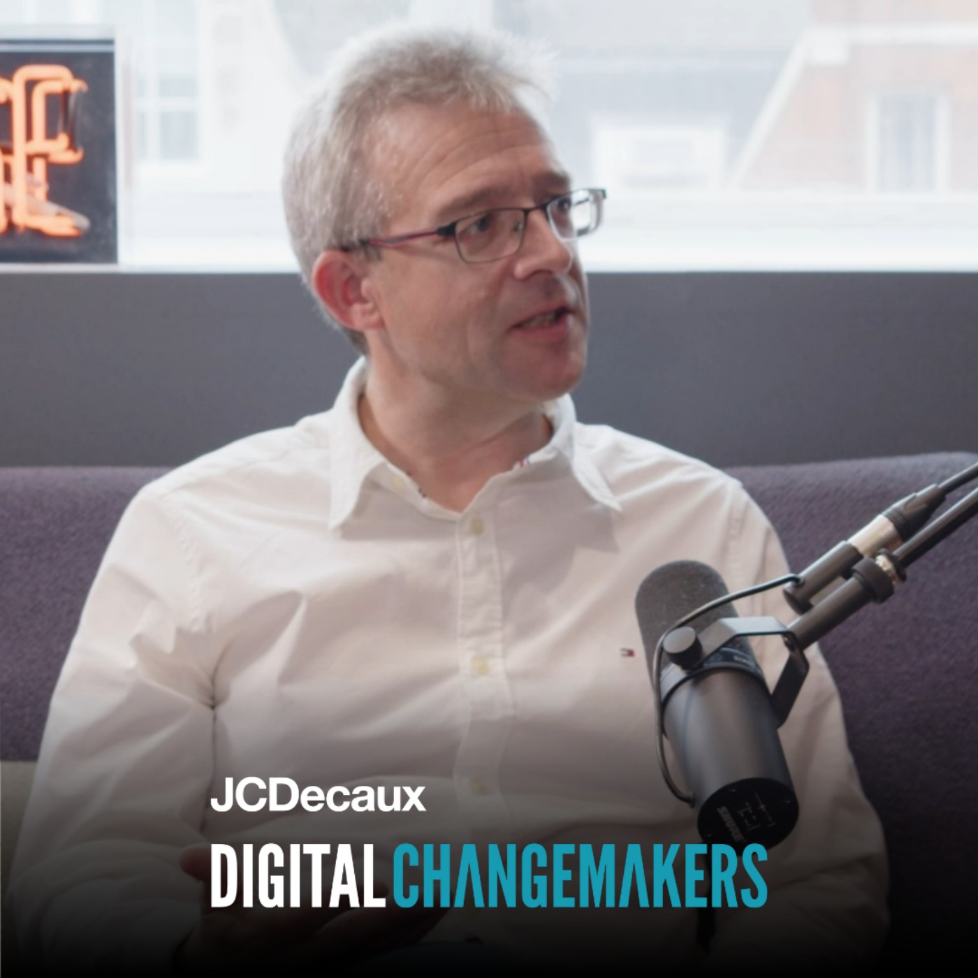 How marketers can tap into the magic of airports.