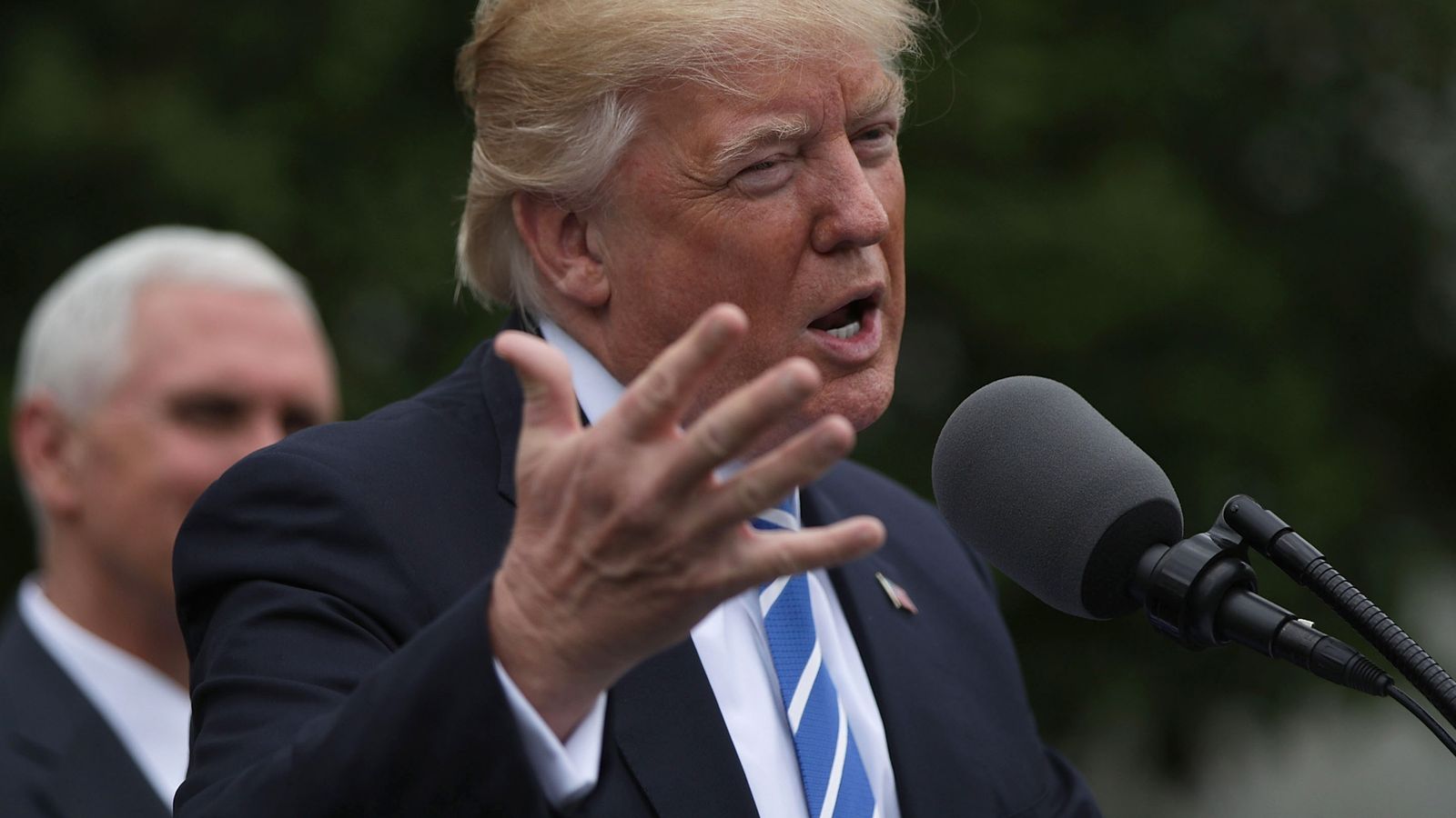Trump's "Good" Gov Shutdown, Merkel and Putin & Kimmel's Plea for ACA episode artwork