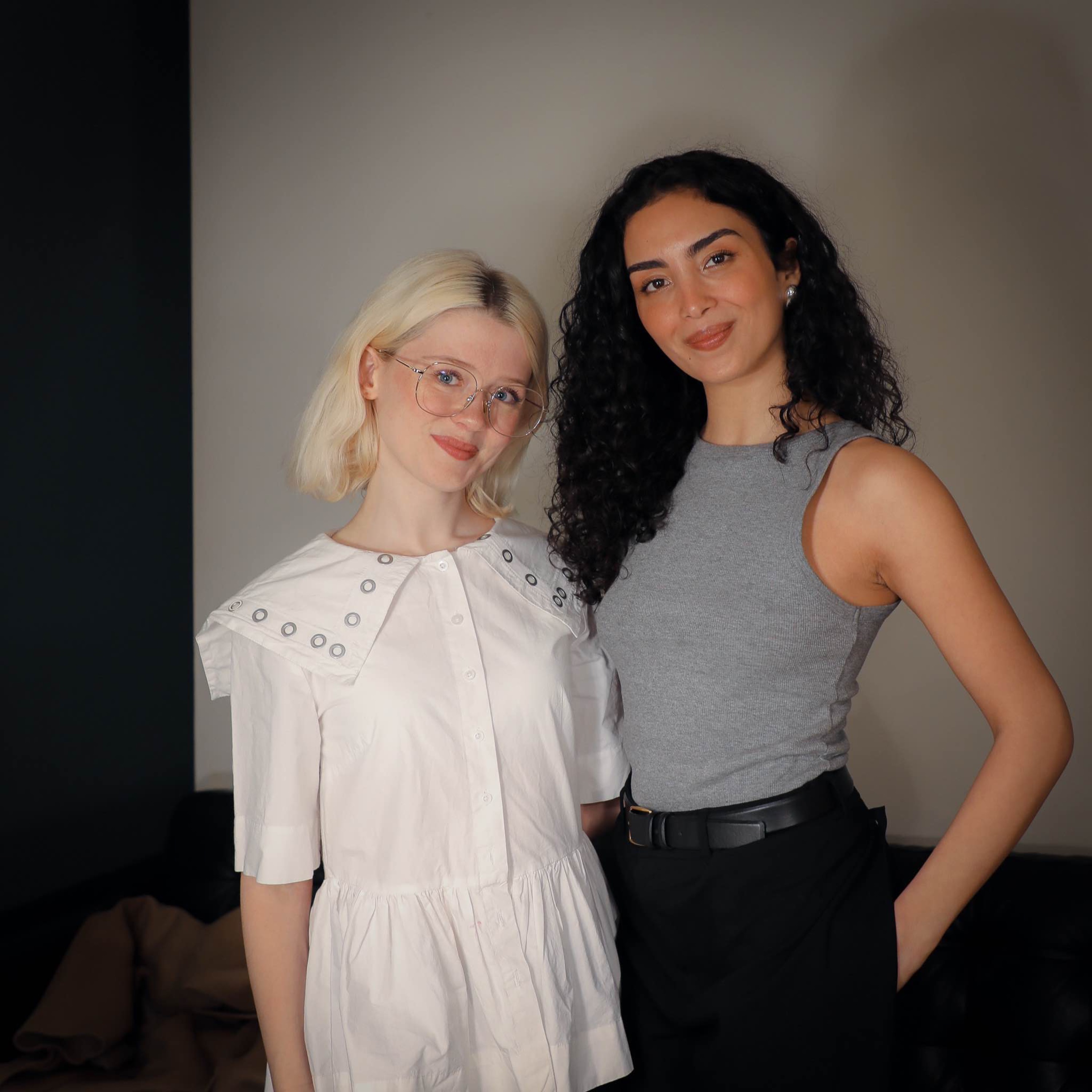 MAISIE PETERS : Situationships, Love & Florescence
