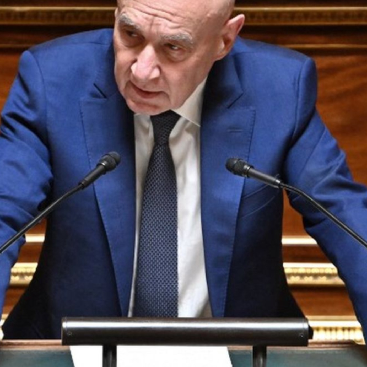 Le réveil – Qui est Claude Malhuret ?