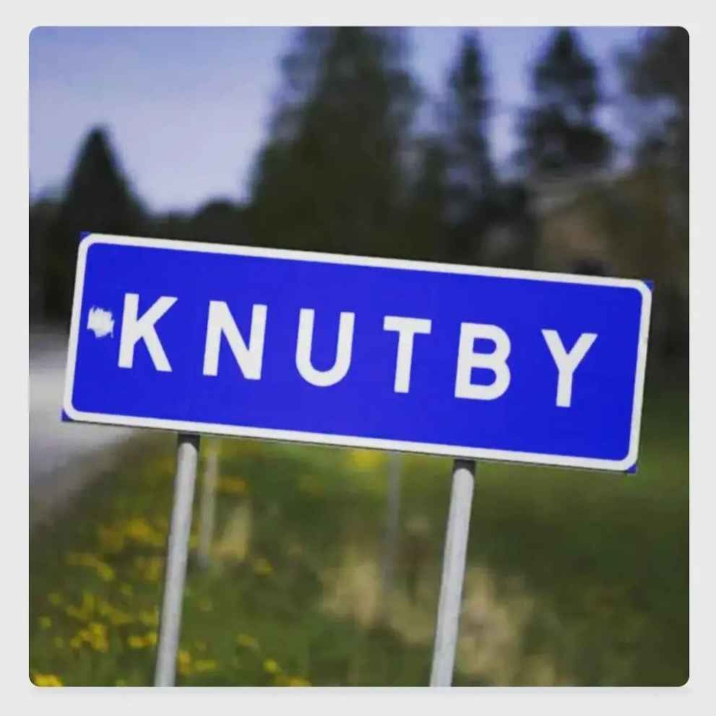Knutby utifrån.