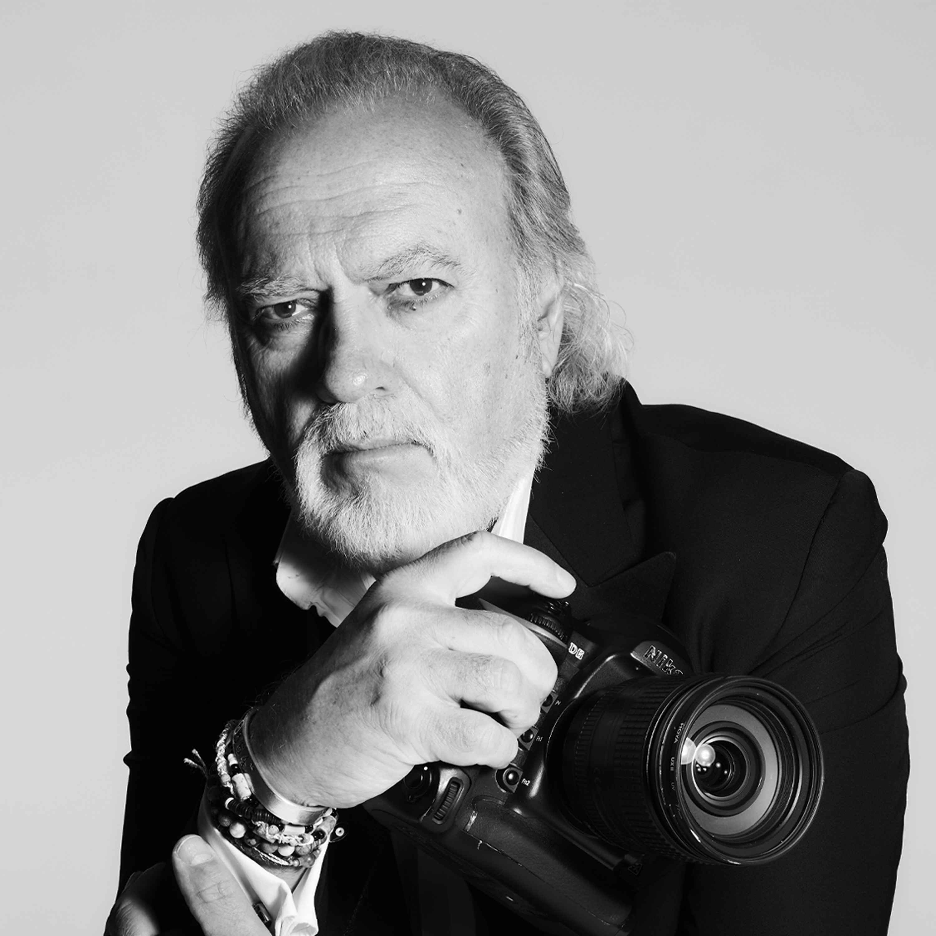 London’s Premier Party Photographer on the Art of Working a Room