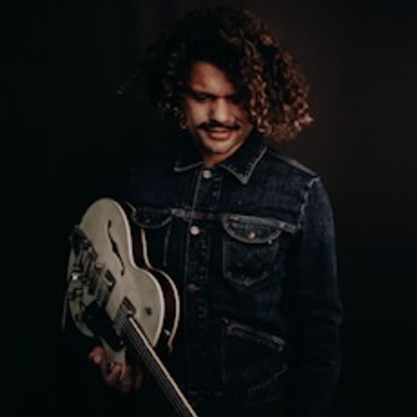 113. What it means to be a booze free Dad - Fathers Day edition with Ash Grunwald and Greg Jennings.