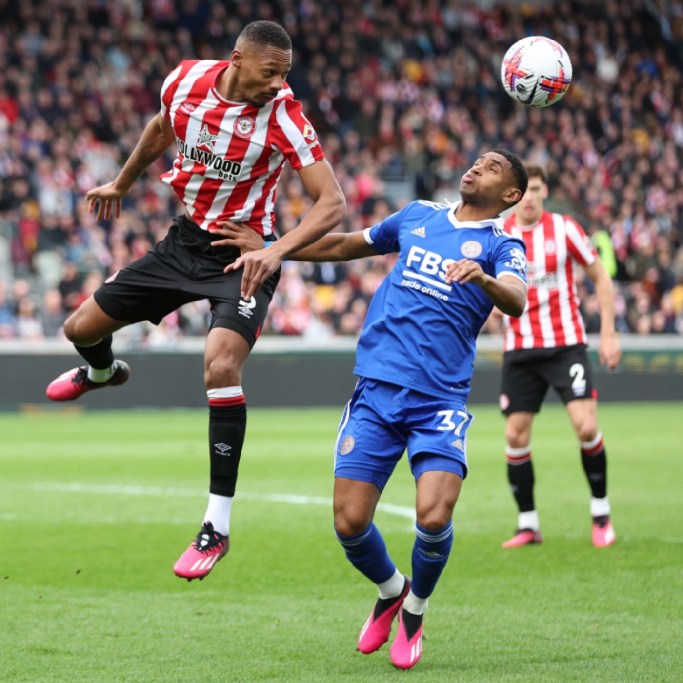 Bees Hoping to Keep Fox in a Box - Leicester v Brentford Preview Podcast episode artwork
