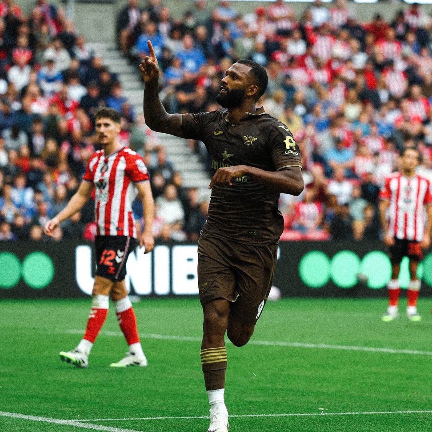 Sunderland 2 Brentford 1 – Raw Fan Reaction from the Stands