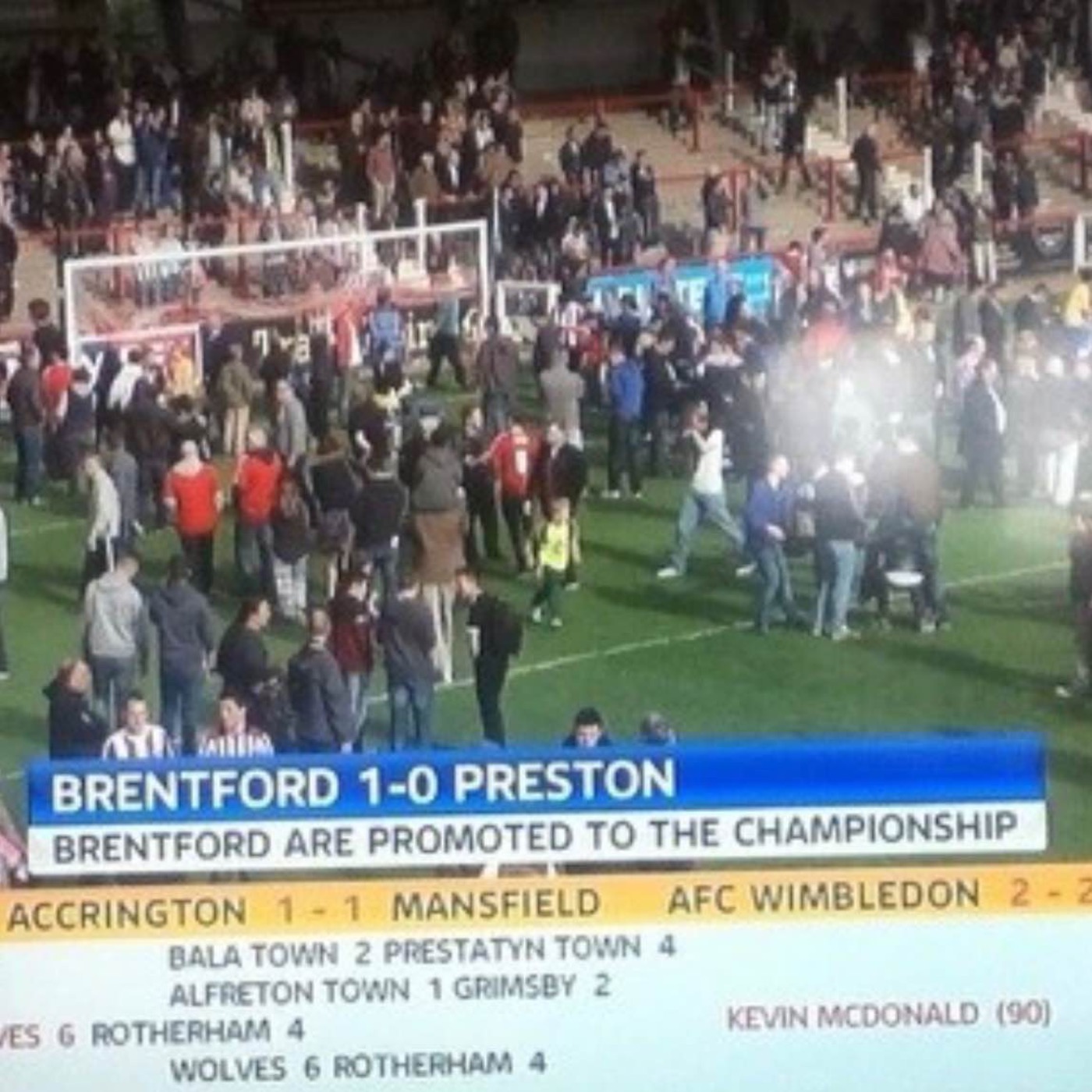 Beesotted Reloaded: April 2014 - The Day Brentford Unexpectedly Won Promotion to the Championship episode artwork