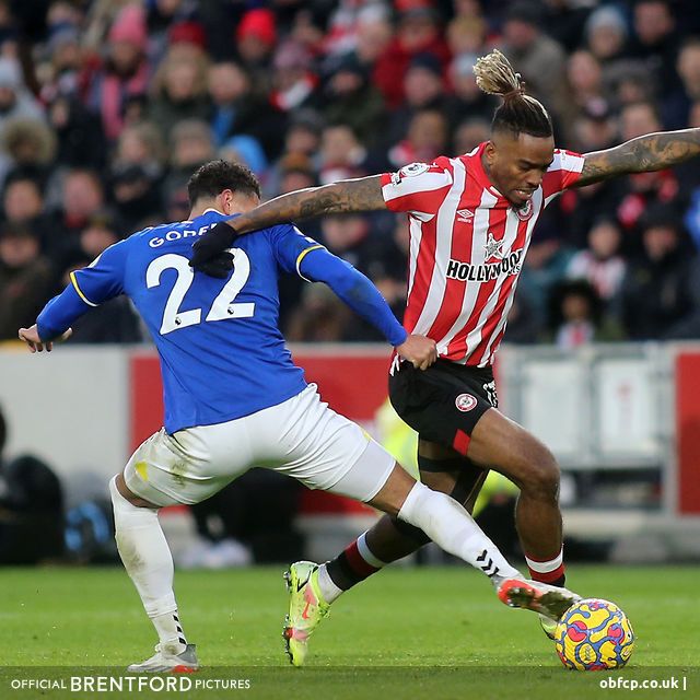 813: Ugly Win See Bees Nab Points - Everton Weekend Review featuring Toffee Blues Podcast episode artwork