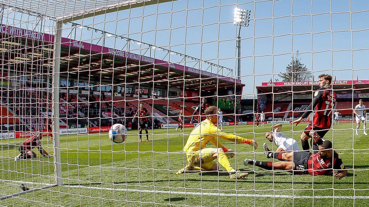 743: Bournemouth 0 #BrentfordFC 1 - post-match podcast from the pub