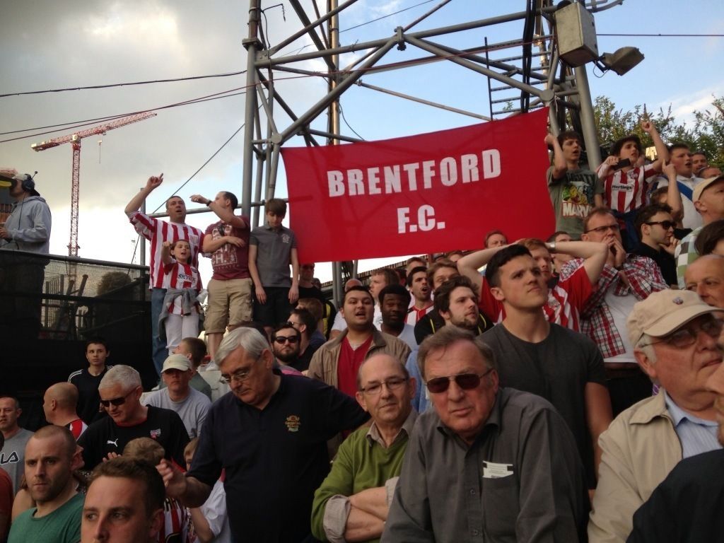 648: PUSH UP BRENTFORD PART FOUR – BALLOTS & BUCKETS