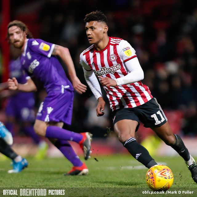 561: BRENTFORD BIG GAME ALERT !!  - Pre Stoke City Podcast From The Pub