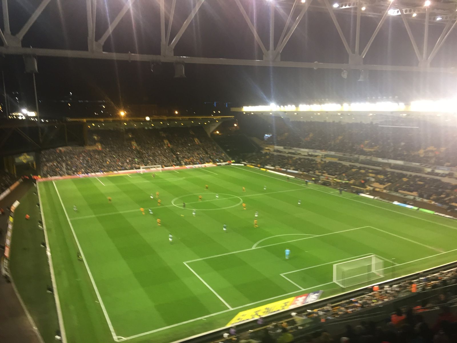 357: Wolves 3 Brentford 0 - post-match podcast from the pub