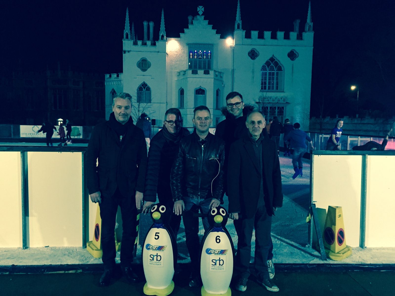 147: Beesotted On Ice: The Pre Xmas Podcast