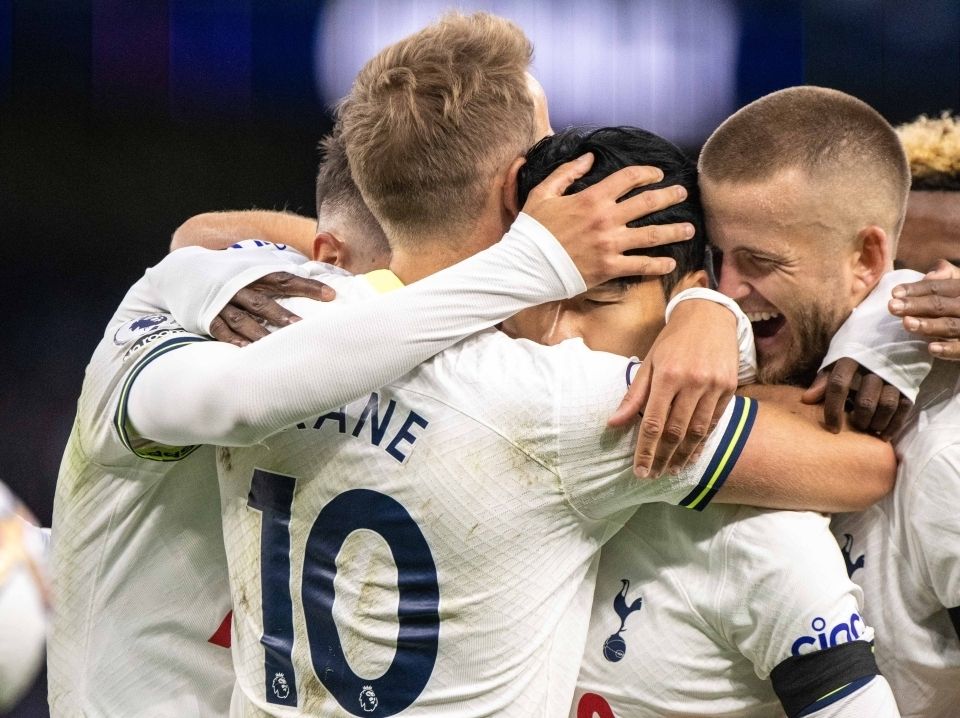 451: SPURS CHAT: THE 60 SECOND SPURS NEWS UPDATE: Kane on 