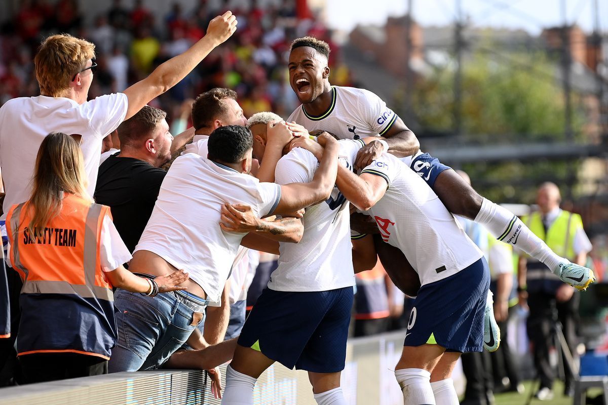 376: THE SPURS CHAT PODCAST: Full-Time Thoughts: Nottingham Forest 0-2 Tottenham: Kane Brace, Spurs Up to 3rd: With Special Guests Richard Whitehead MBE, Darren Altman and Gary Maloney - (Daily Tottenham/Spurs Podcast)