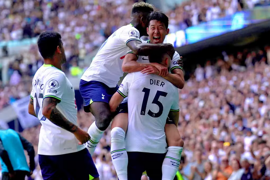 324: SPURS CHAT PODCAST: Full-Time Thoughts: Tottenham 4-1 Southampton: With Special Guests Richard Whitehead MBE, Ricky Norwood, Leo The Lion and Melvyn Xuereb (Daily Tottenham/Spurs Podcast)