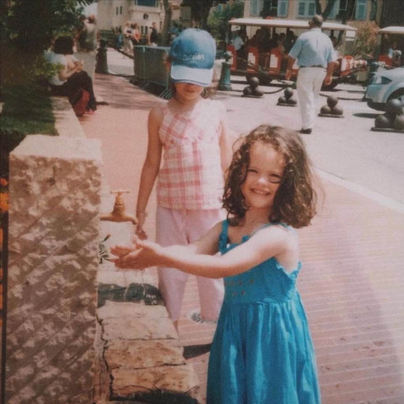 THINGS WE'D TELL OUR YOUNGER SELVES | feeling ugly, embarrassment and life's lessons & challenges