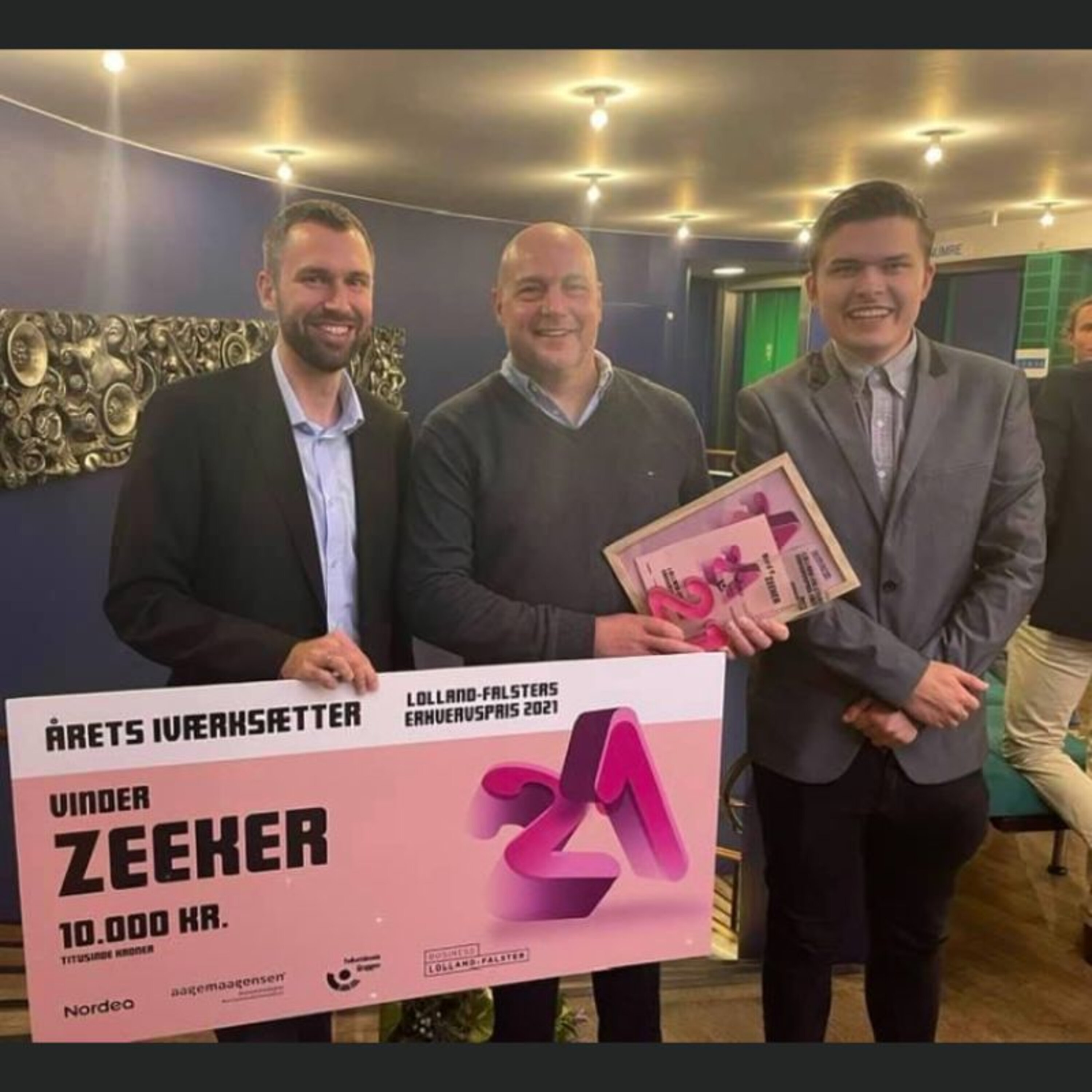 Zeeker - Besværlig rekruttering, en forstående kone og truende lukning episode artwork