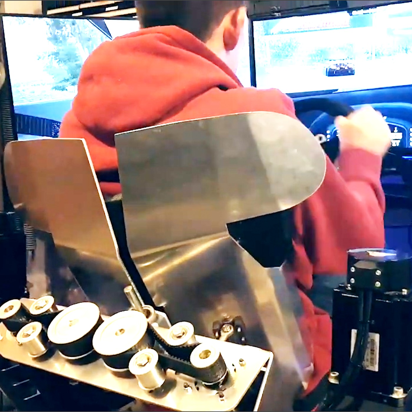 Moment: He Built His Own G Force Sim Racing Rig