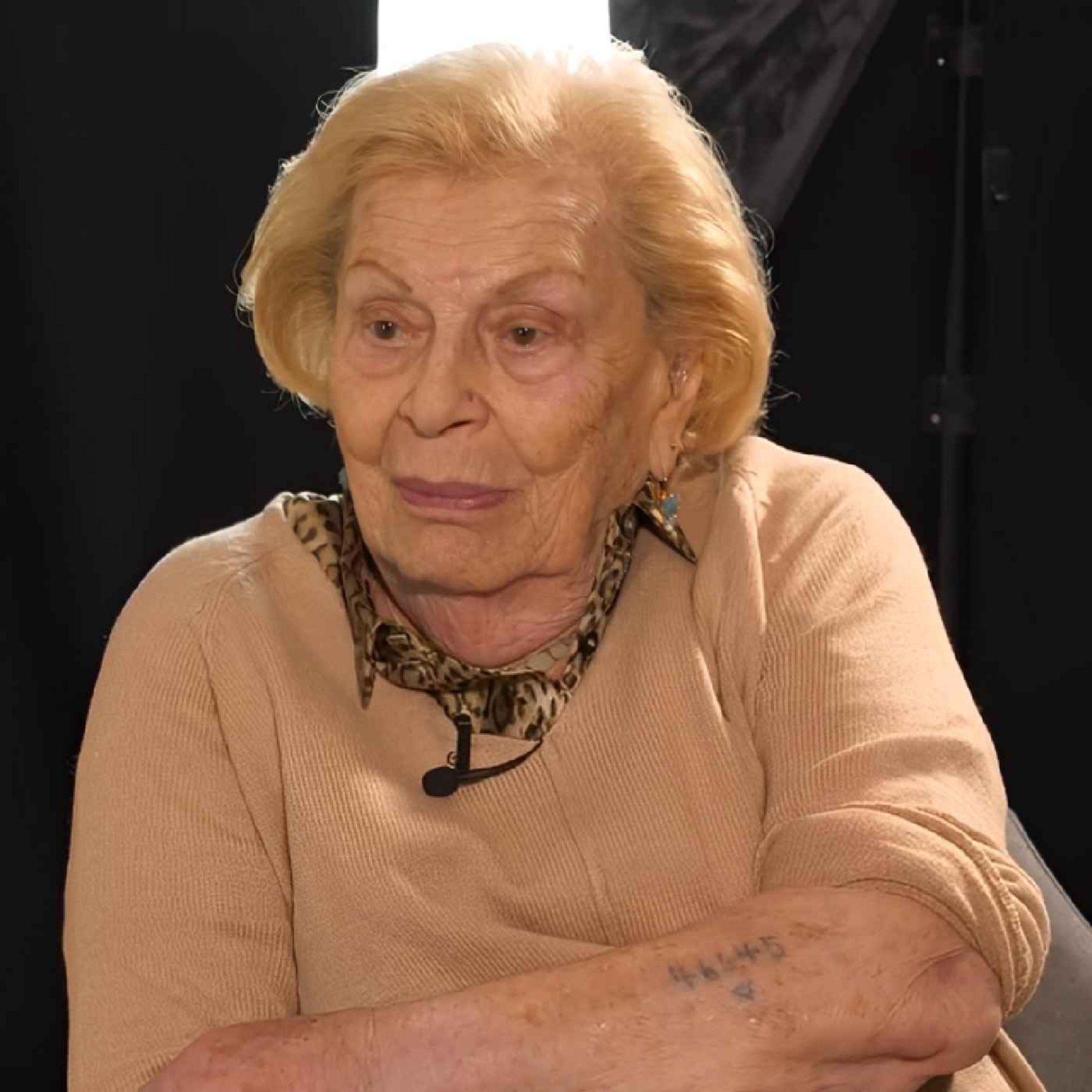 SURVIVANTE DES CAMPS DE LA MORT, ELLE RACONTE