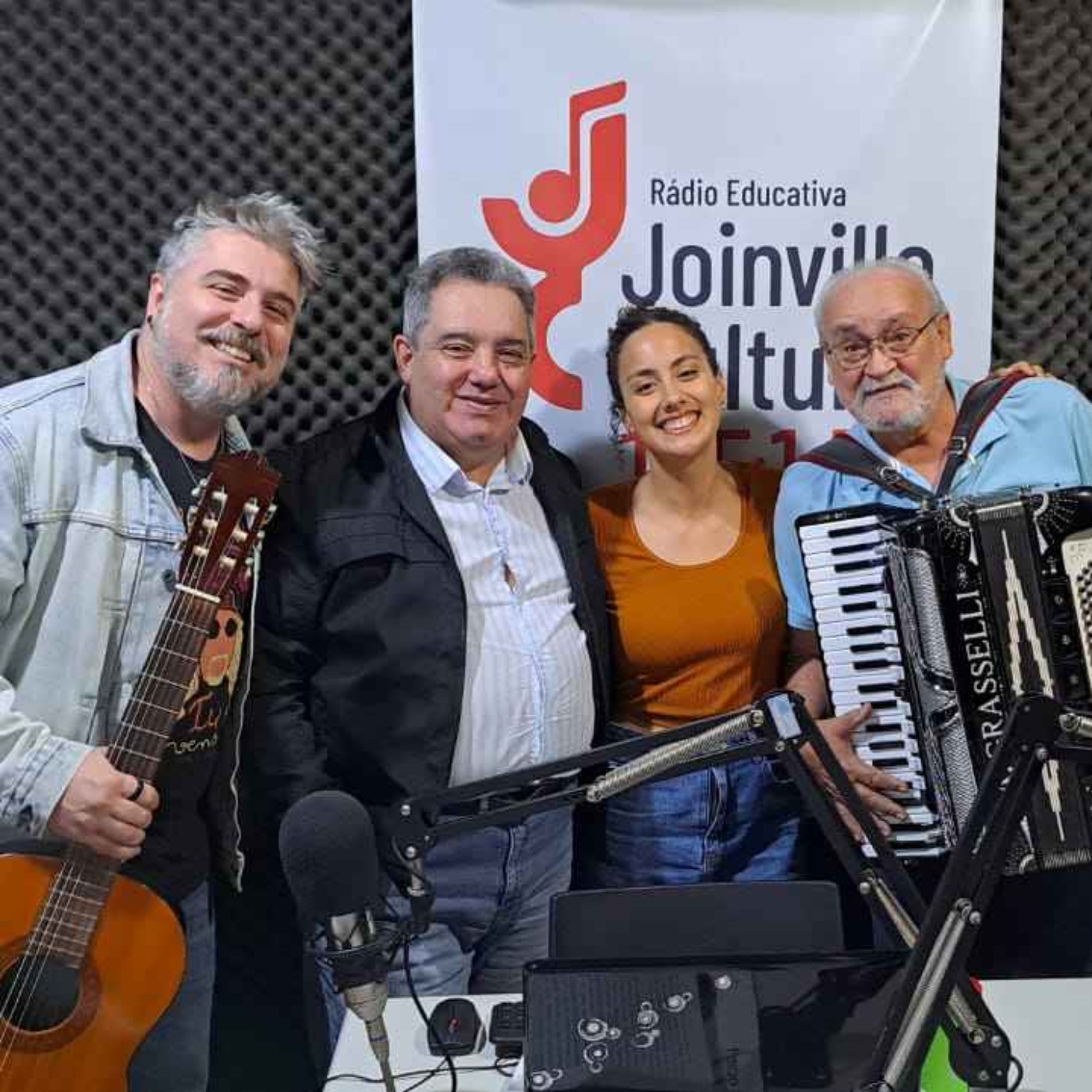 Rádio Joinville Cultural 105,1