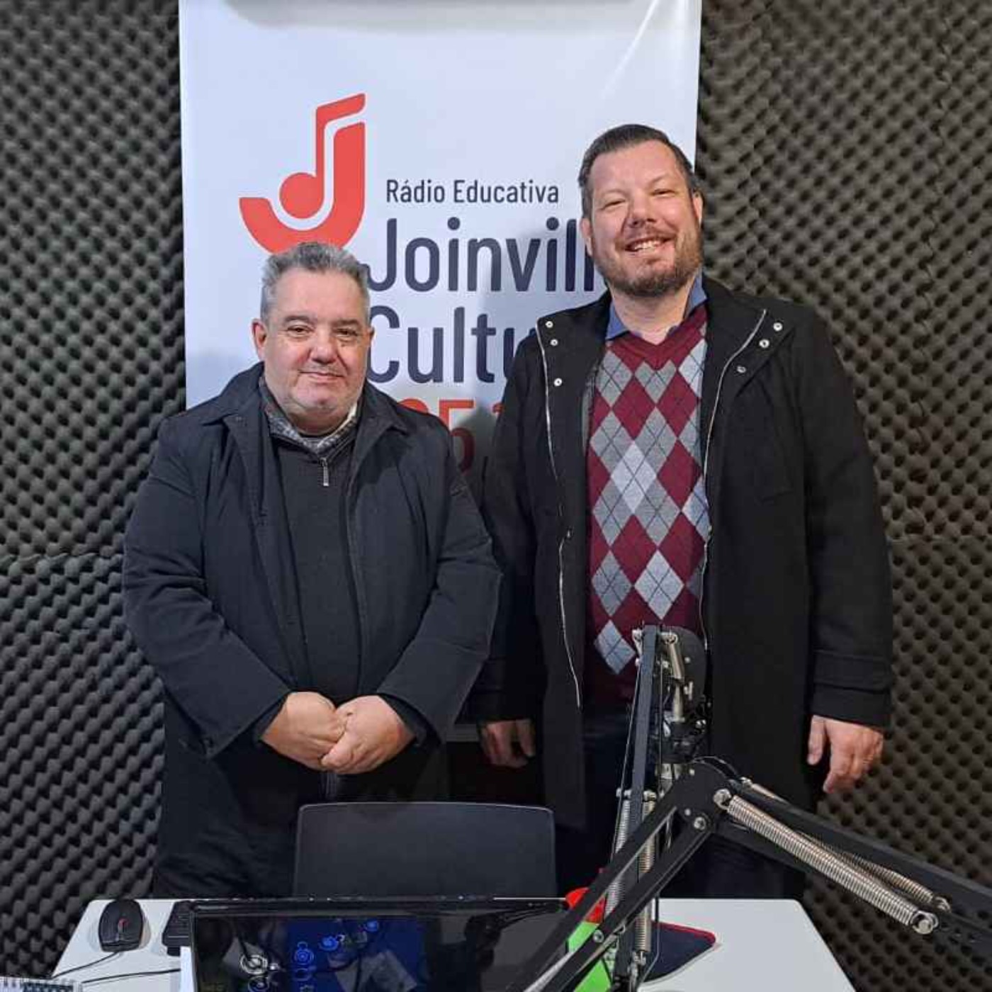 PAPO EM DIA - Rafael Huch fala sobre a apresentação Vox Camerata em Uma Viagem Musical pela Europa episode artwork
