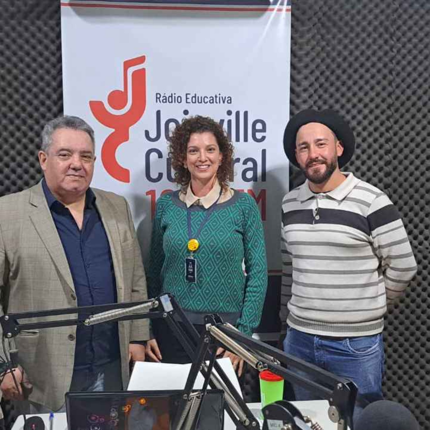 PAPO EM DIA - Lucas Amorim e Graziela Nardy apresentam a programação da Semana Farroupilha episode artwork