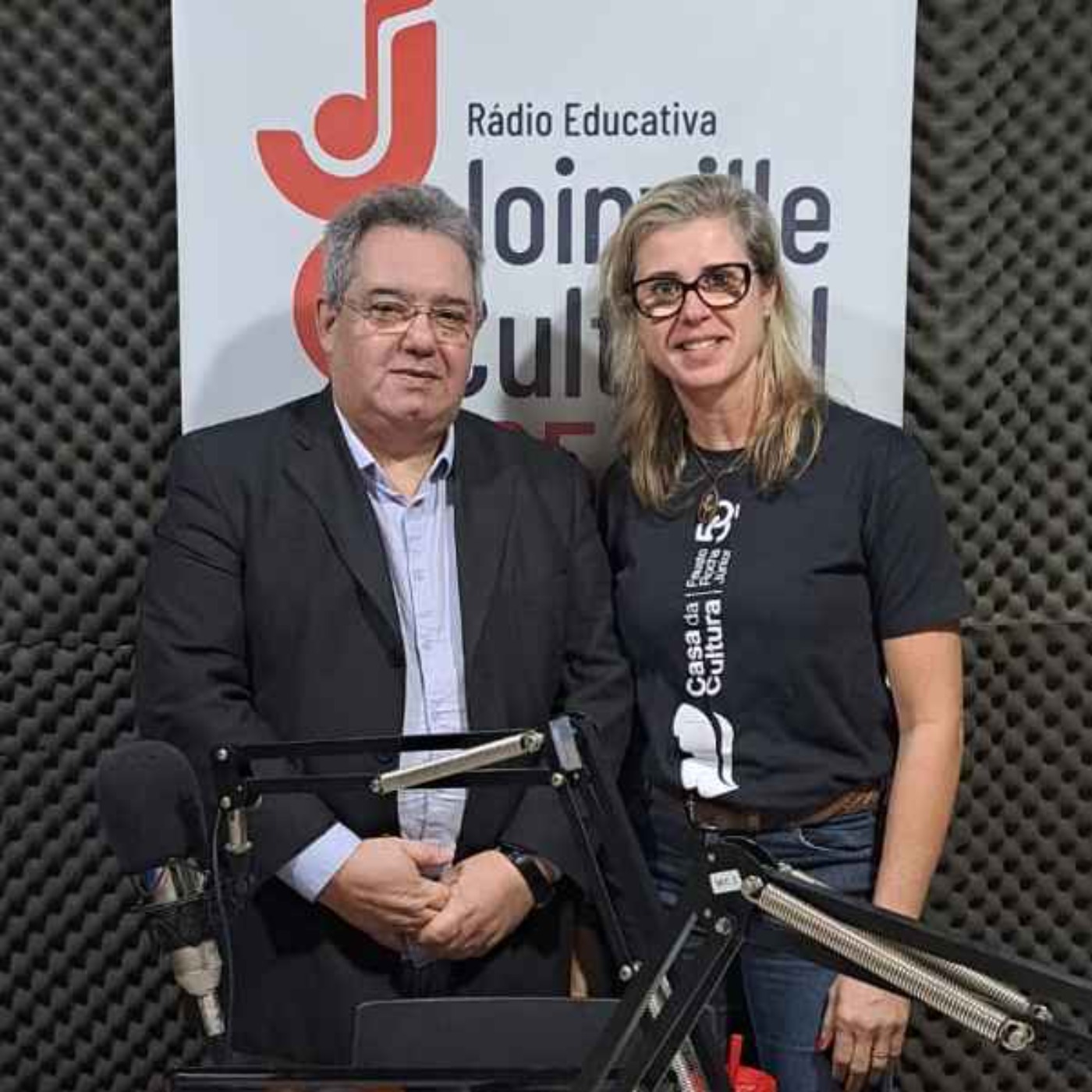 PAPO EM DIA - Luciane Sell fala sobre a mostra didática Portas e Janelas Entre Fios e Histórias episode artwork